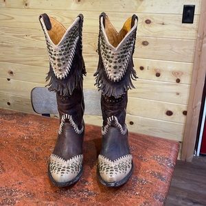 Old Gringo western boots. Great condition. Only worn a few times.